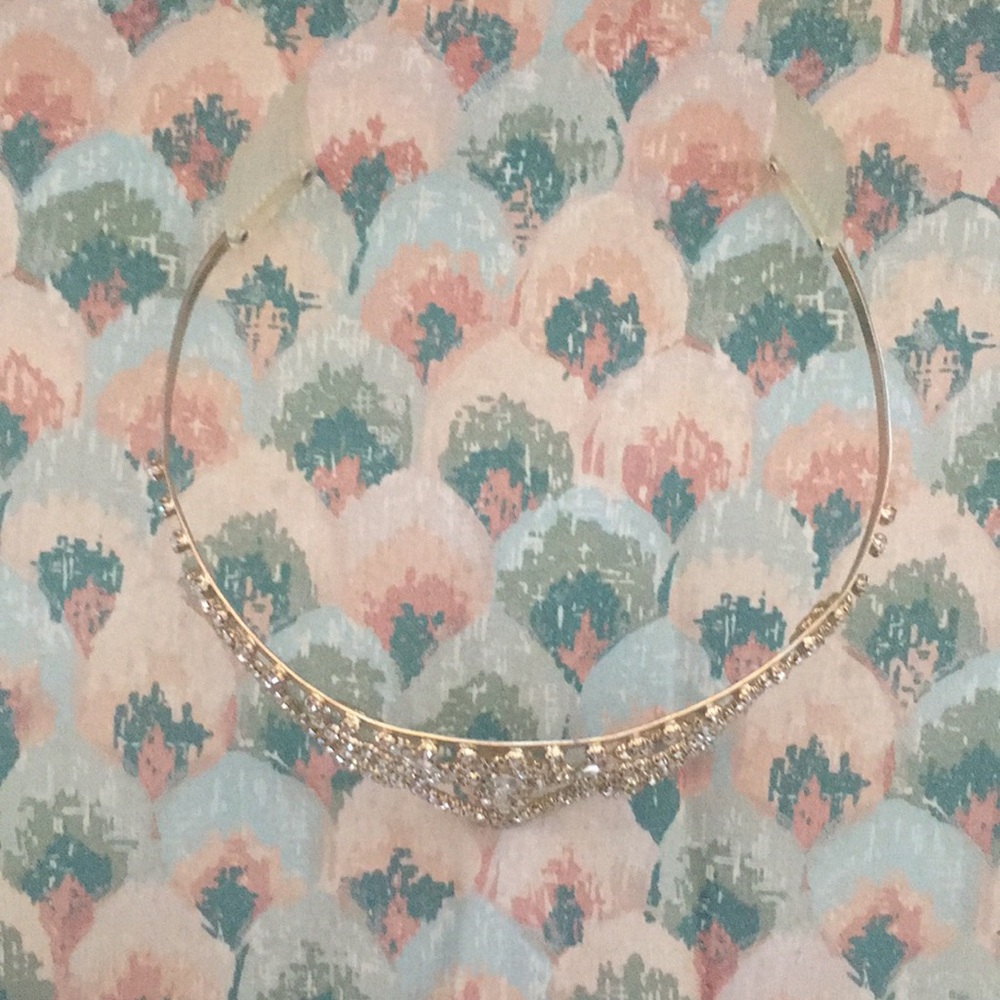 Tiara/Crown - Picture 5 of 10